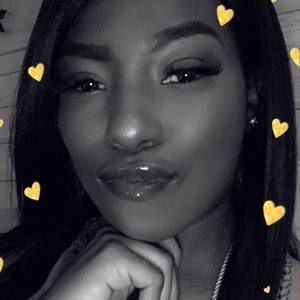 Meet your Posher, Jade